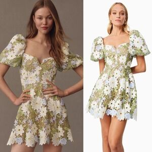 Elliatt NEW Flora Puff-Sleeve Square-Neck 3D Floral Lace Mini Dress Size Medium